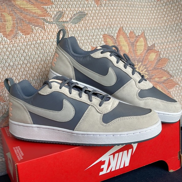 NIKE WMNS COURT BOROUGH LOW PREMIUM
ARMORY BLUE/PURE PLATINUM SNEAKRS
861533 400 - Picture 6 of 16